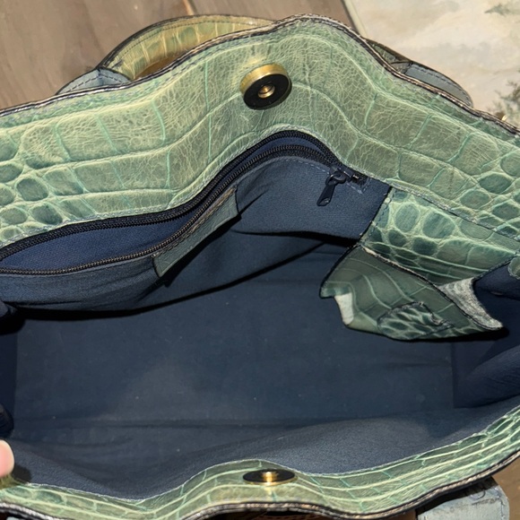 Dooney & Bourke Vintage Green Crocodile-Embossed Tote Bag - Picture 13 of 17